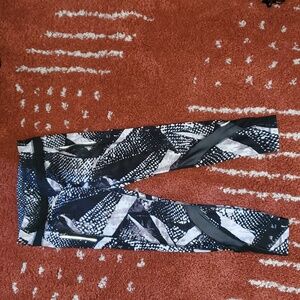 Lululemon capri leggings